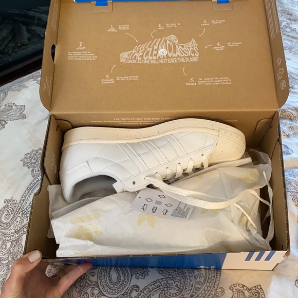 Vegan / Sustainably Sourced Adidas Superstars ♻️ - Picture 6 of 6